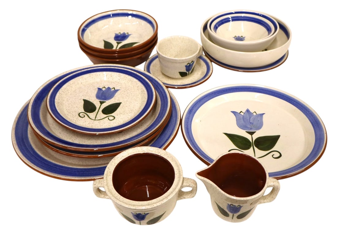 16pcs VTG Stangl assorted hand painted dinnerware: 16 pieces of vintage Stangl assorted hand painted dinnerware