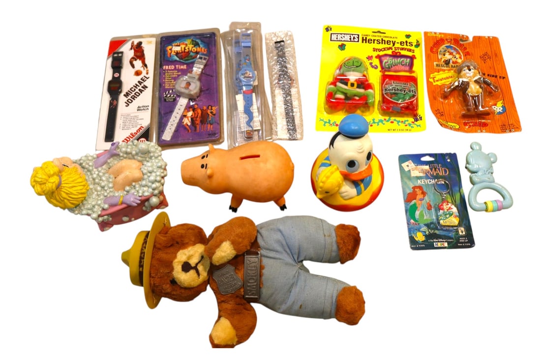 VTG children's toys, children's watches, Michael Jordan watch & Smokey the Bear and other (1 of 3)