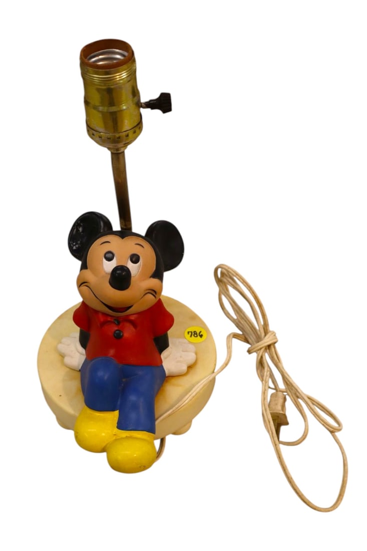 Vintage Mickey Mouse lamp (1 of 2)
