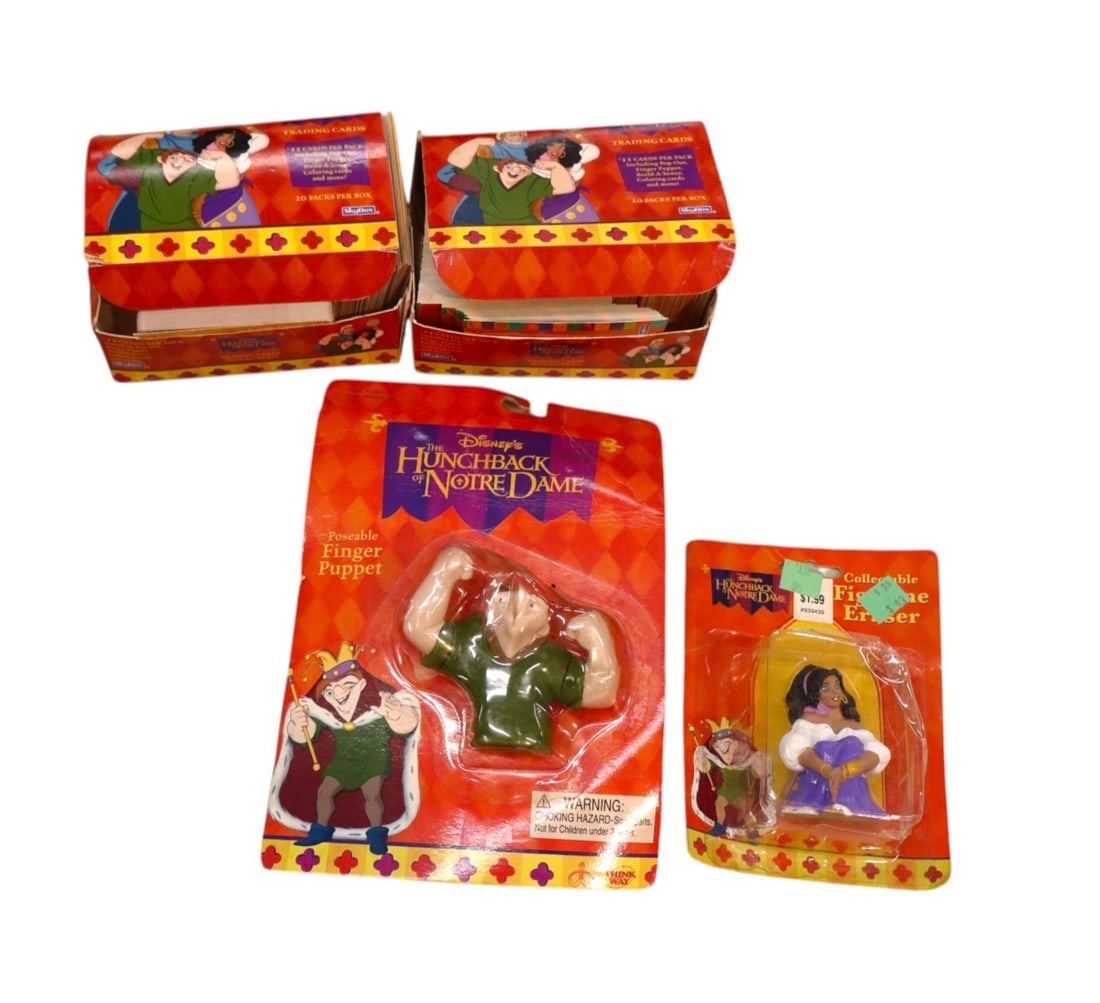VTG Disney Hunch Back Notre Dame trading cards & finger puppets in boxes: Vintage Disney Hunch Back of Notre Dame trading cards and finger puppets in boxes