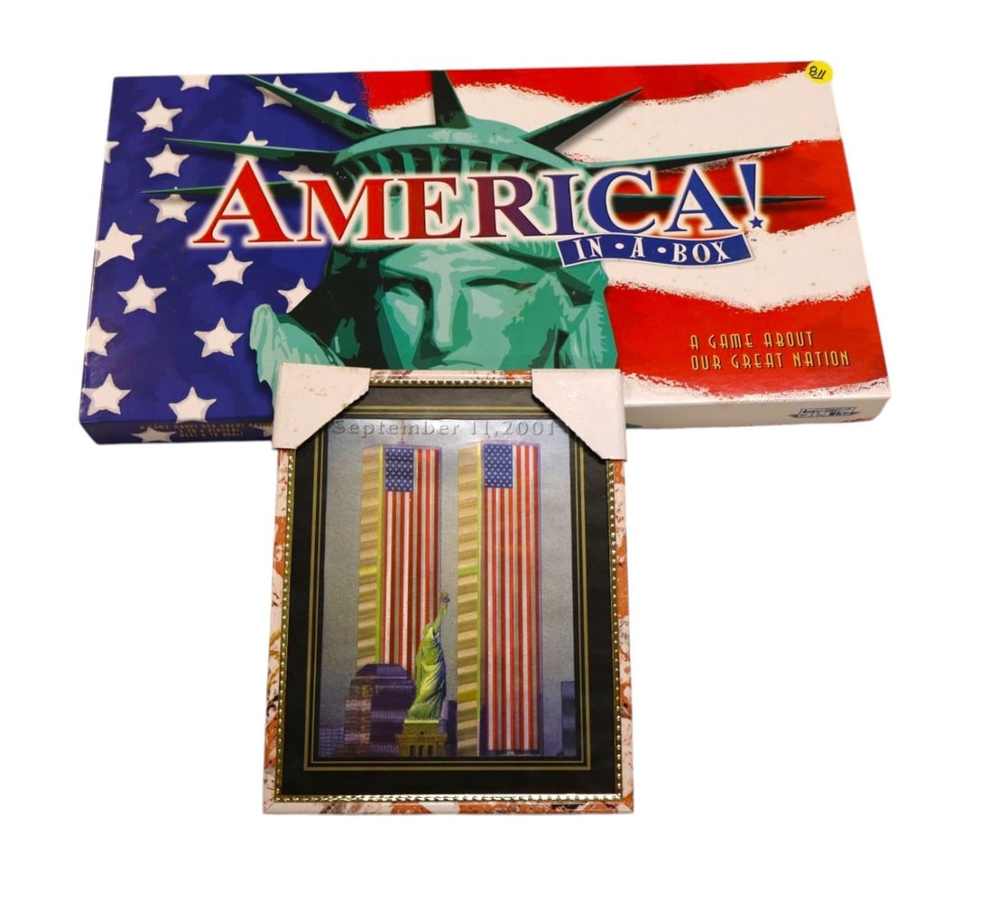VTG America in box board game & twin towers pic (1 of 2)