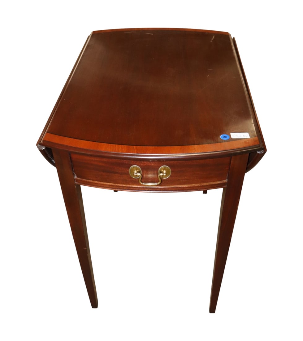 Stickley solid mahogany banded drop leaf pembrook table with drawer, #431, original finish (1 of 7)