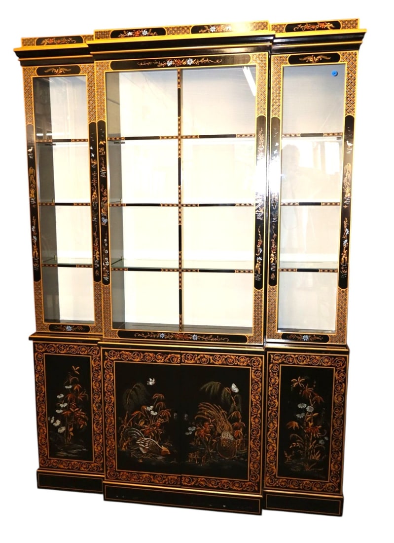 VTG Habersham Sg Chinoiserie 3-Dr Lighted China Cabinet (1 of 12)