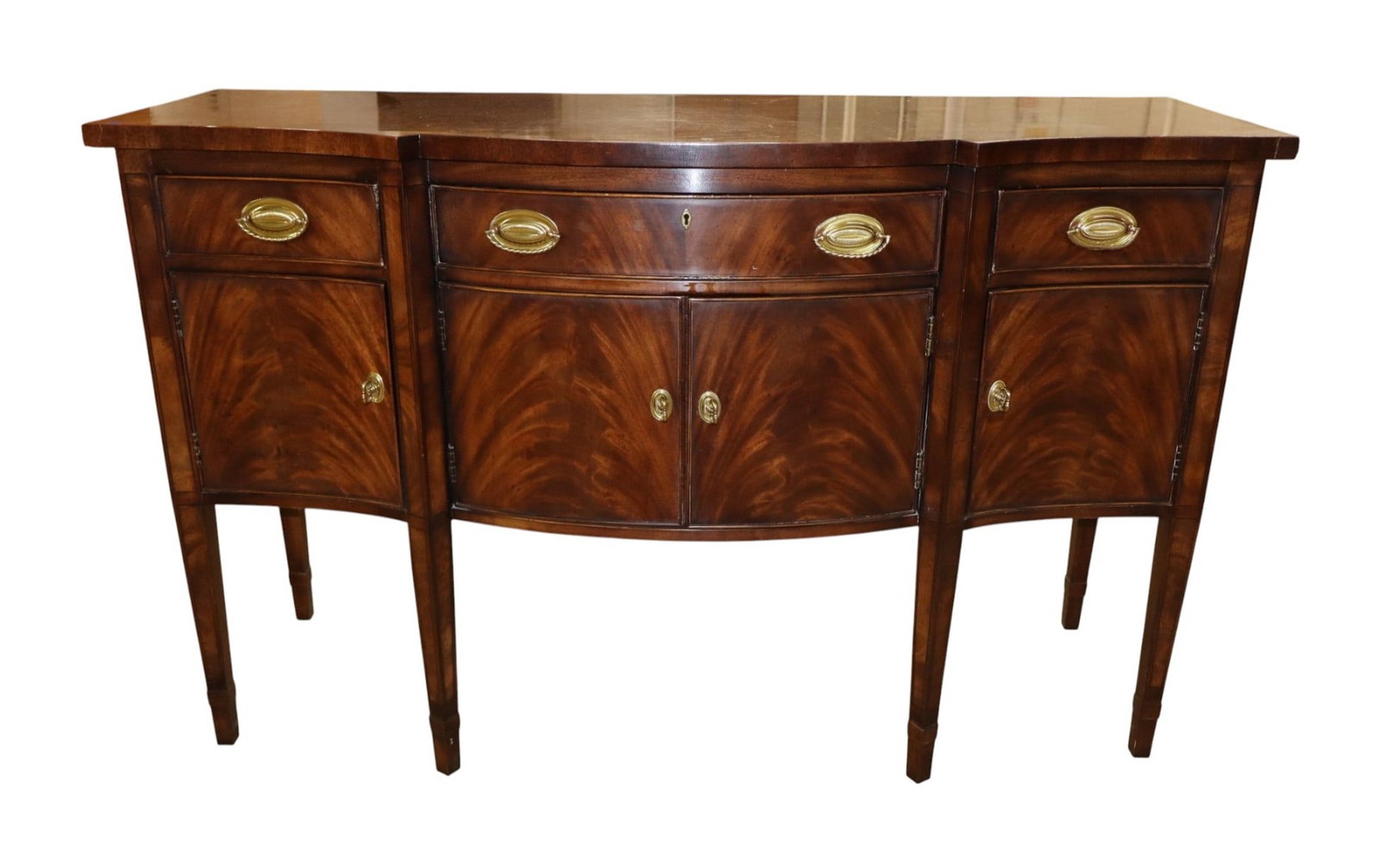 Henredon Rittenhouse Sq Mahog 3-Dr 4-Dr Buffet (1 of 8)
