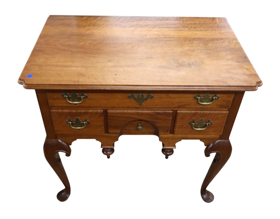E Schaible Bucks PA Sg QA Solid Mahog 4-Dr Lowboy (1 of 9)