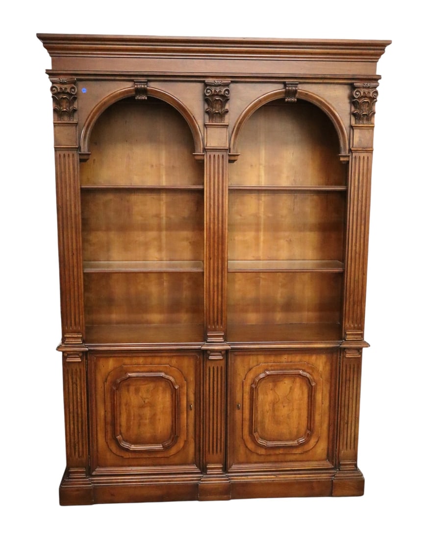 Henredon Mah Arch Bookcase Credenza 2 Piece: Impressive Henredon quality made 2 piece carved mahogany arch front bookcase with 2 door credenza base, 4 wooden framed adjustable shelves, original finish, 49-5802, 1874, structurally sound and in go