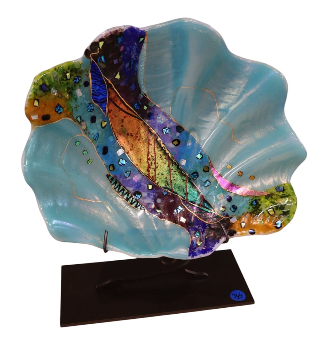 Vtg artist signed art glass shell on stand: Vintage artist signed art glass shell on stand. 13"h x 11.5"w x 4"d