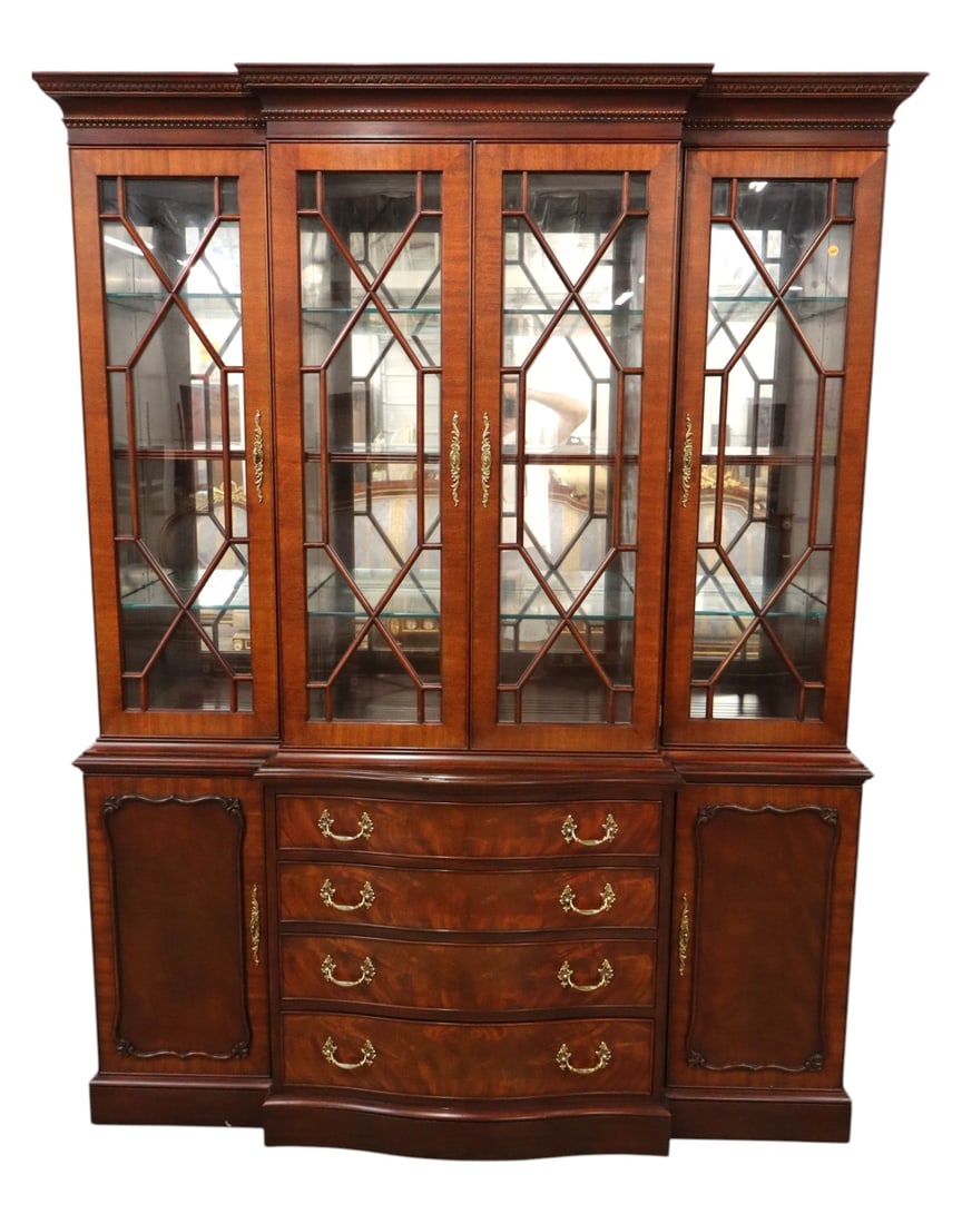 Beautiful like new Henkle Harris 2pc china cabinet (1 of 8)