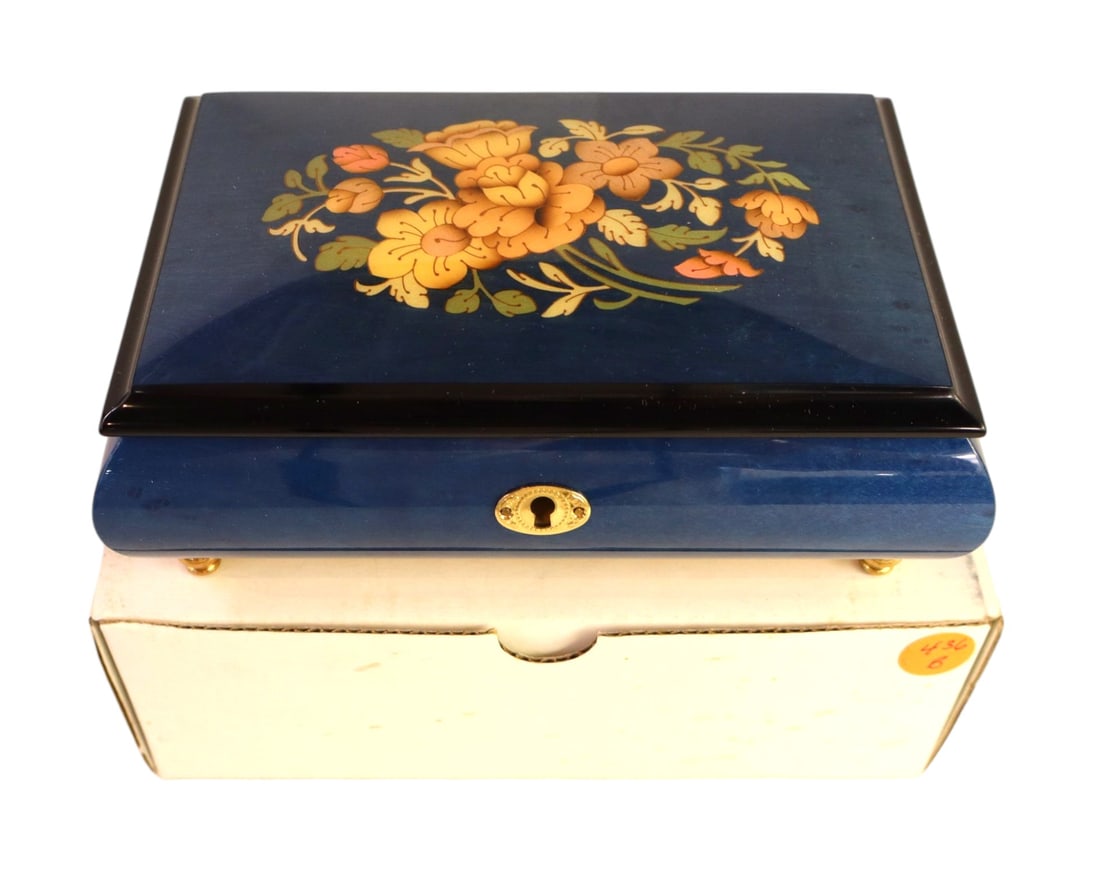 Vintage Reuge Blue Italian Inlay Music Box Unforg (1 of 8)
