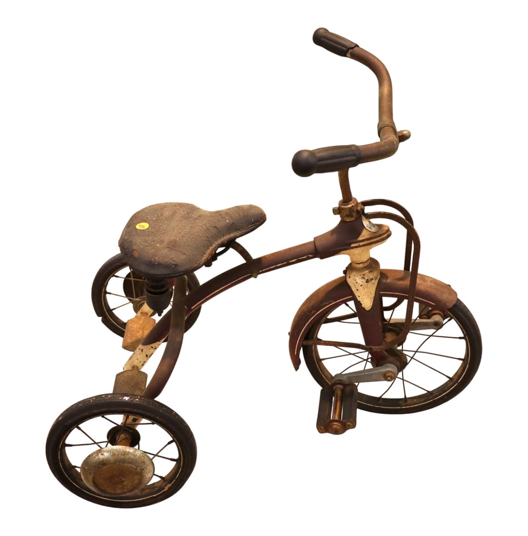 Vintage Velo King Metal Tricycle Velocipede 24 H: Vintage c.1940 Velo-King metal tricycle velocipede by E.C. Brown Co. Original head badge, spring seat, and block pedals. Beautifully rusted original found condition. 24"H x 28"L x 19"W.