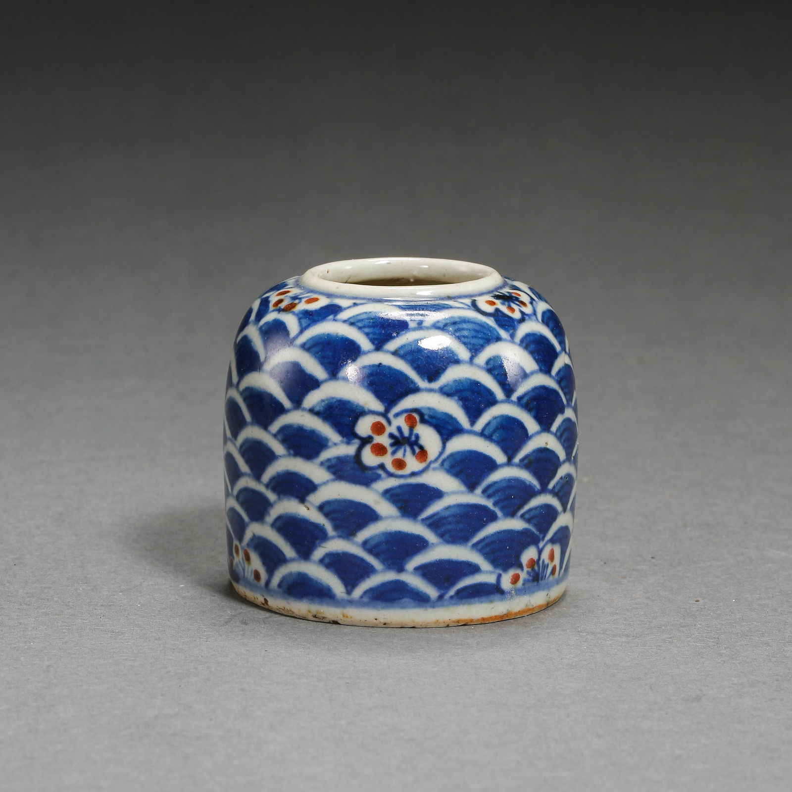 QING DYNASTY, CHINESE BLUE AND WHITE SMALL POT (1 of 7)