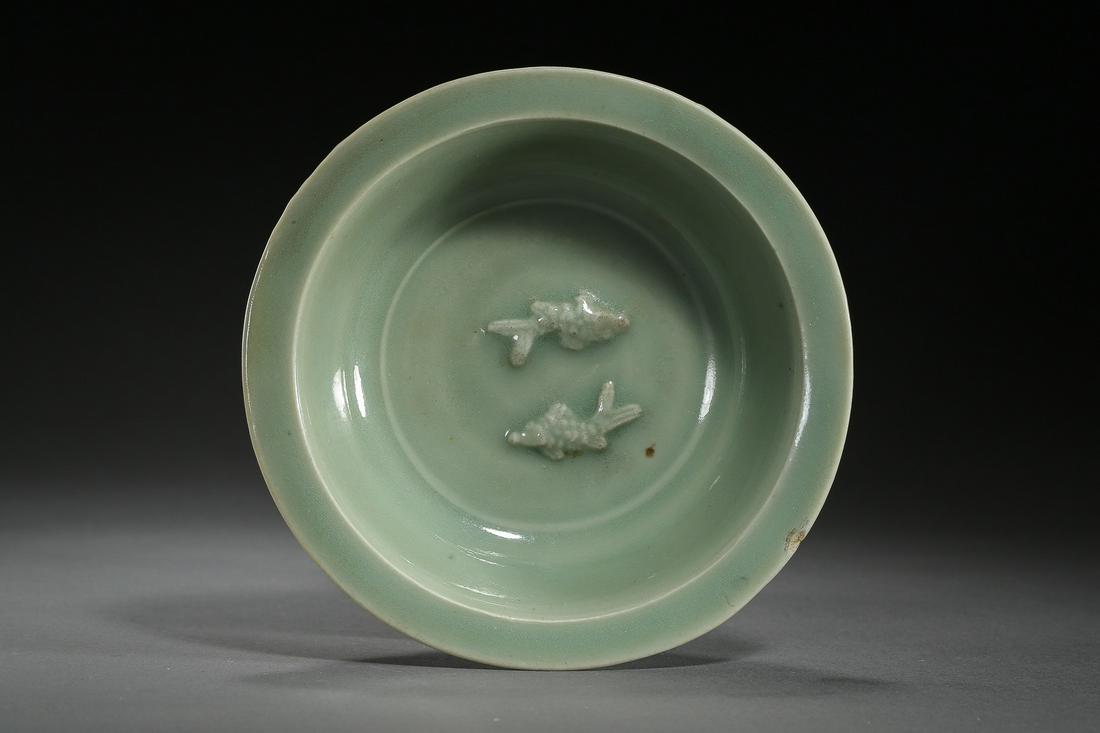 SOUTHERN SONG DYNASTY, CHINESE LONGQUAN KILN CELADON (1 of 12)