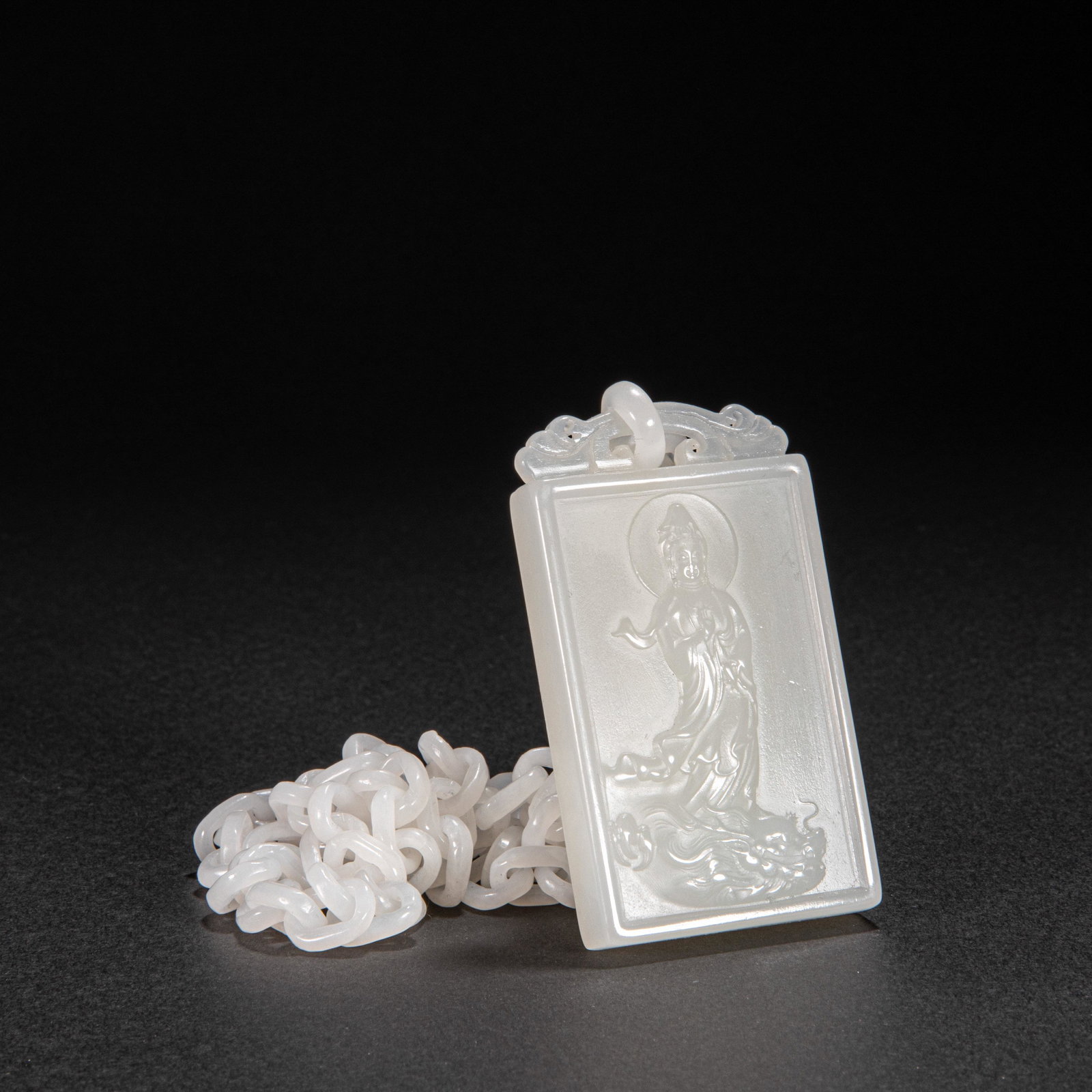 CHINESE HETIAN JADE CHAIN, QING DYNASTY (1 of 9)