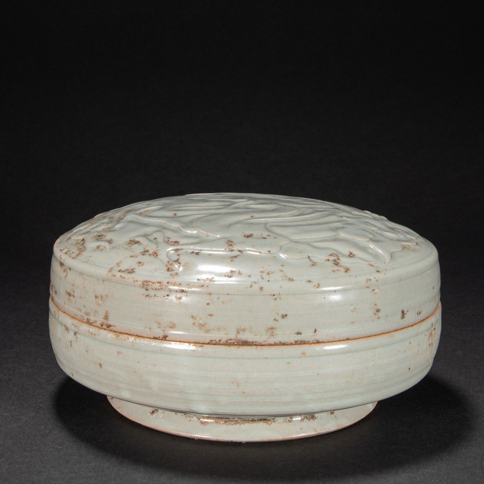 CHINESE YAOZHOU WARE POWDER BOX, SONG DYNASTY (1 of 11)