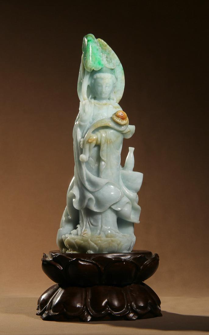 CHINESE JADE GUANYIN, QING DYNASTY (1 of 10)