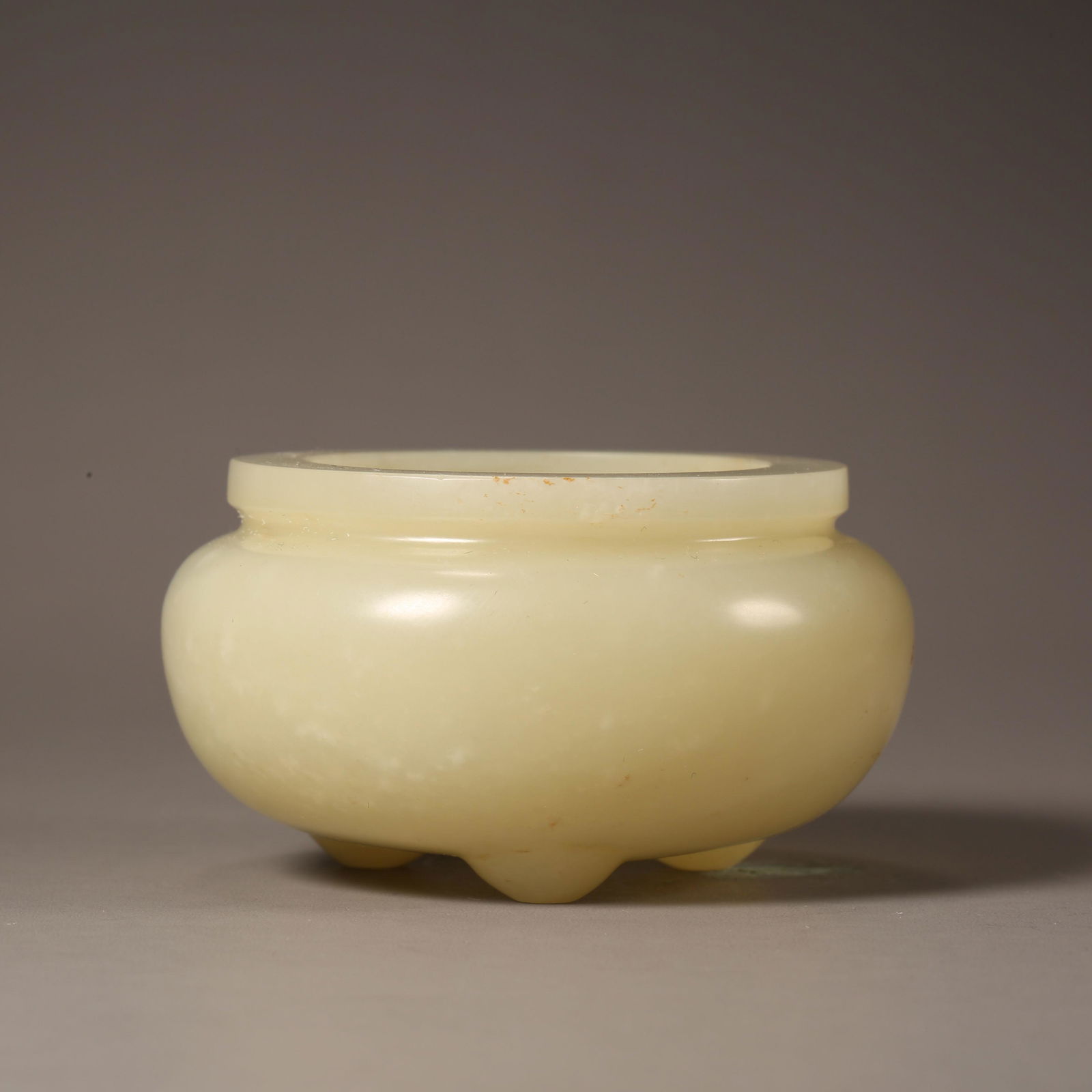 HETIAN JADE INCENSE BURNER, QING DYNASTY (1 of 6)