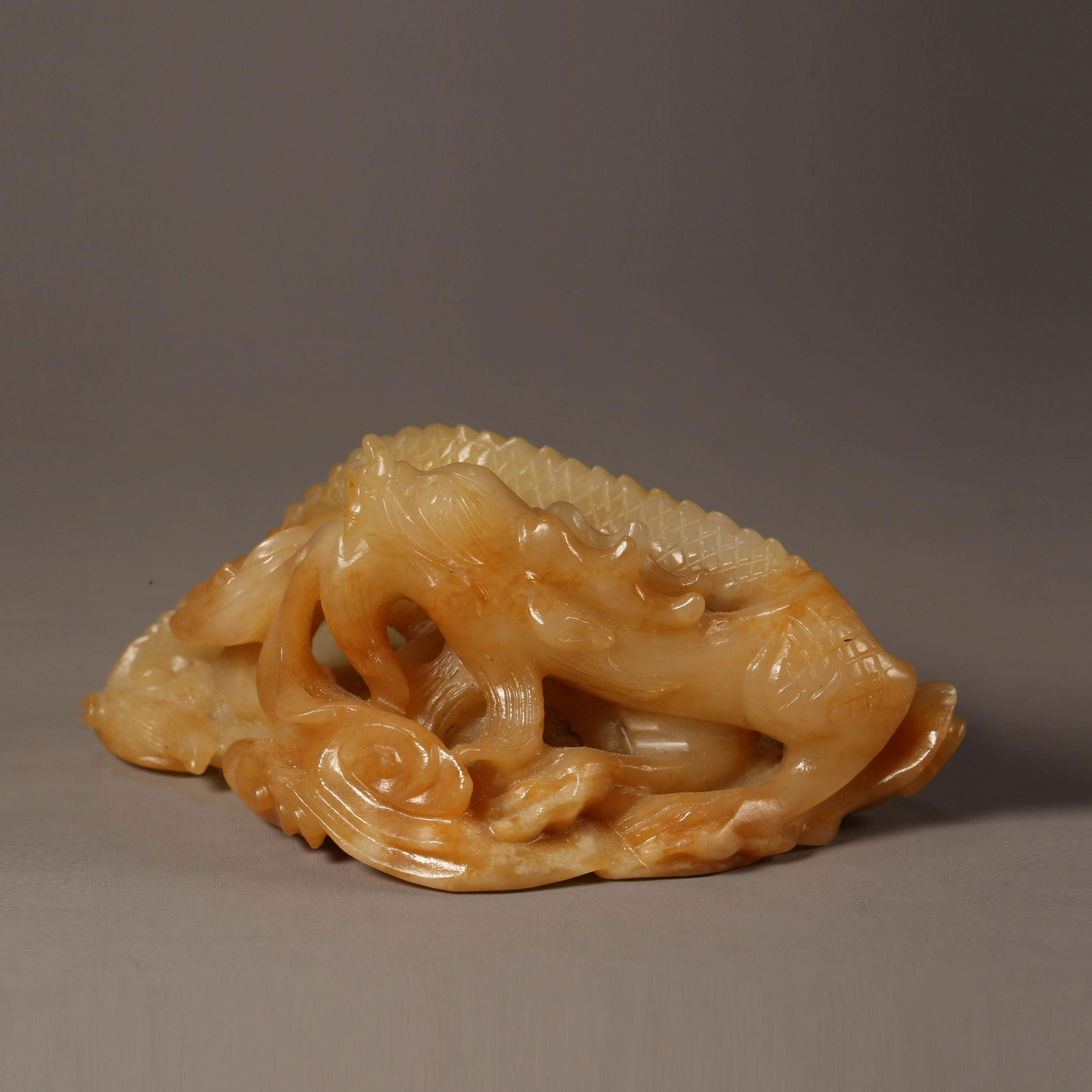 HETIAN JADE DRAGON ORNAMENTS, QING DYNASTY (1 of 9)