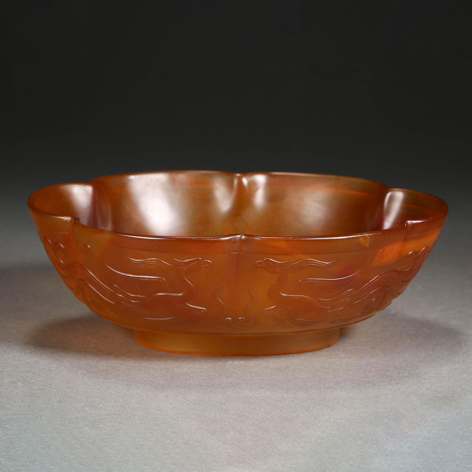 CHINESE TANG DYNASTY AGATE DRAGON CUP (1 of 8)