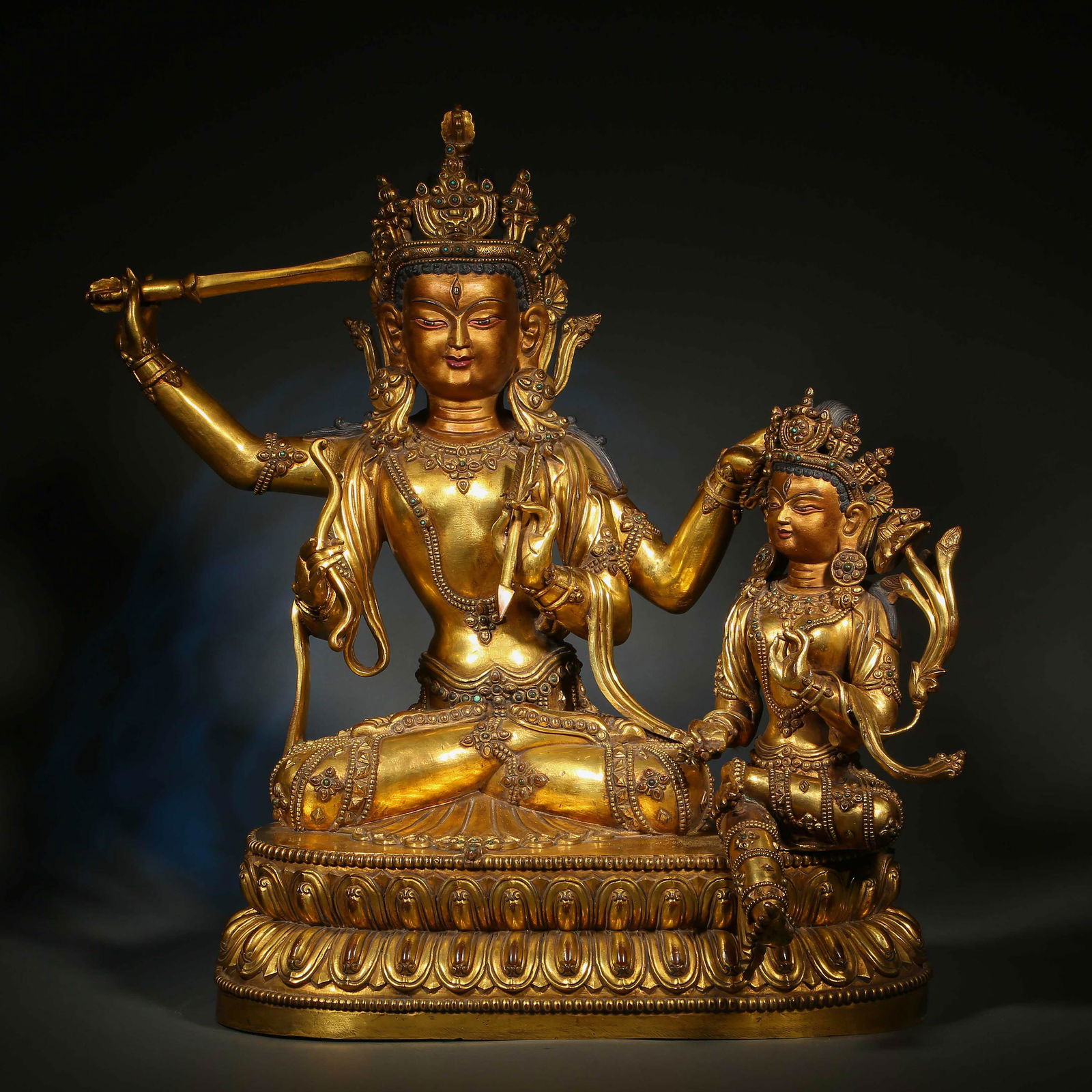 CHINESE QING DYNASTY GILT HOLDING SWORD TARA (1 of 19)