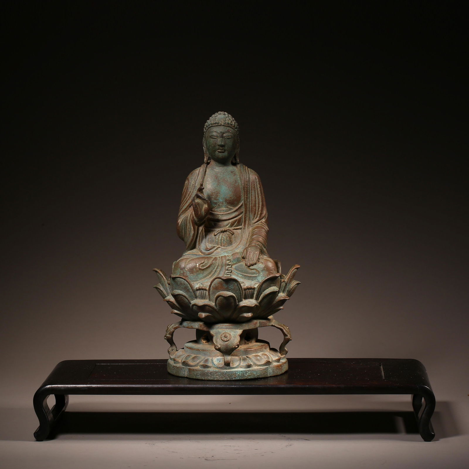 CHINESE LIAO DYNASTY BRONZE BUDDHA STATUE (1 of 12)