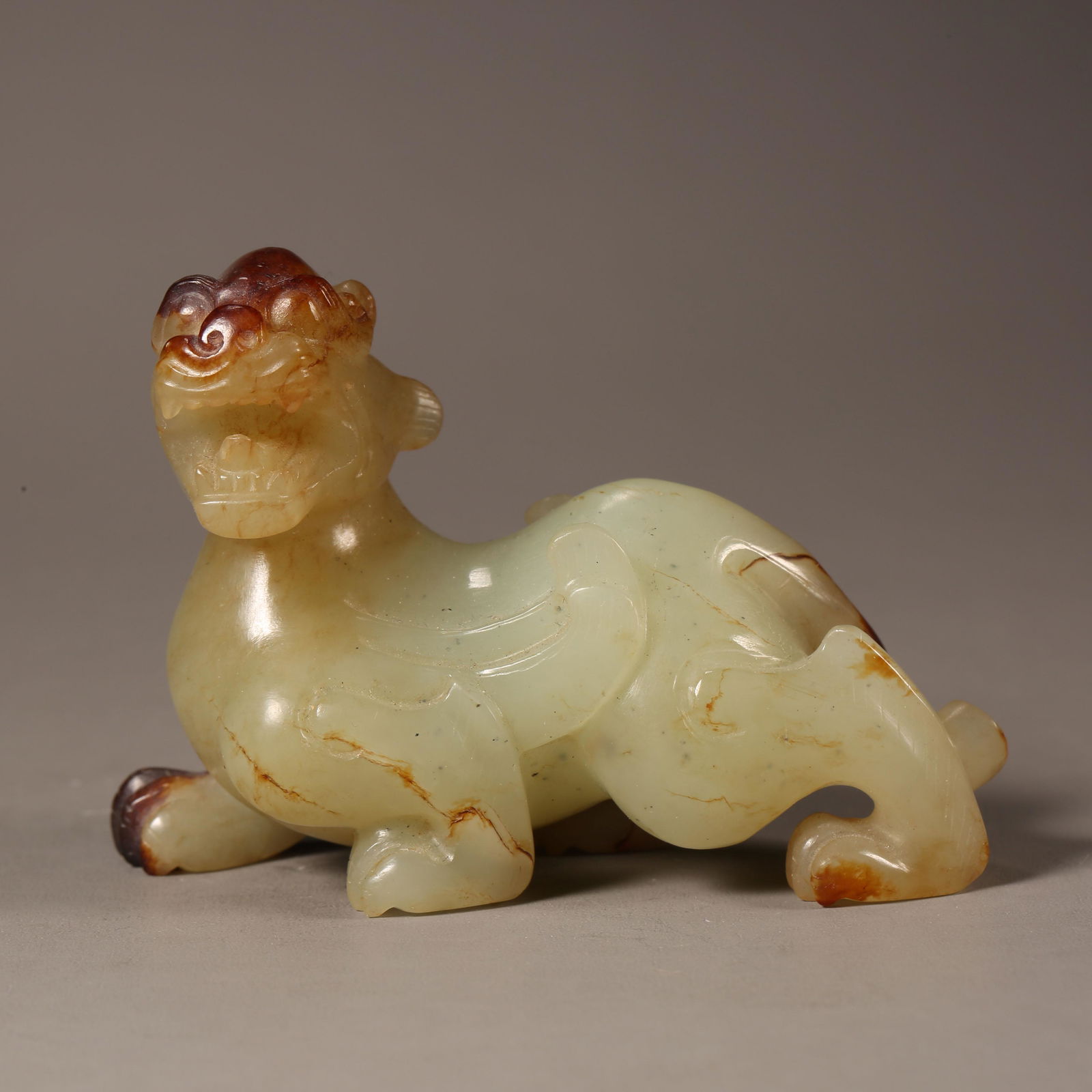 CHINESE HAN DYNASTY HETIAN JADE BEAST (1 of 7)