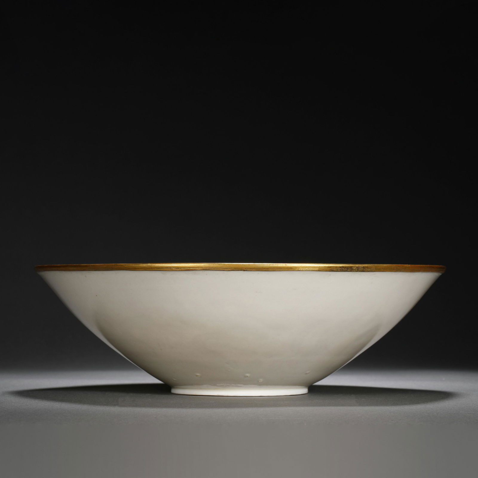 DINGYAO WRAPPED EDGE FISH BIRD DISH (1 of 11)