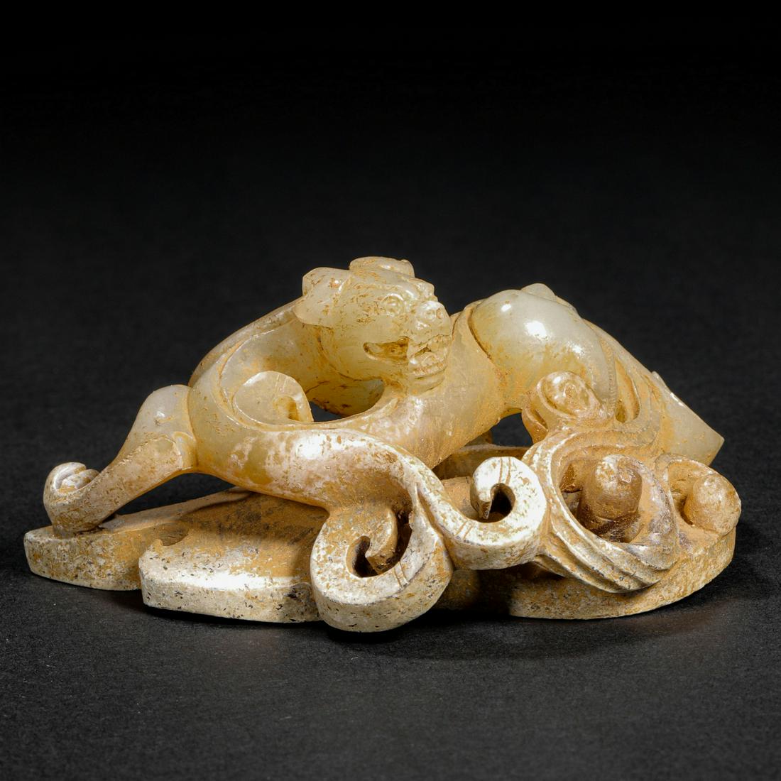 HETIAN JADE BEAST BEFORE MING DYNASTY (1 of 14)