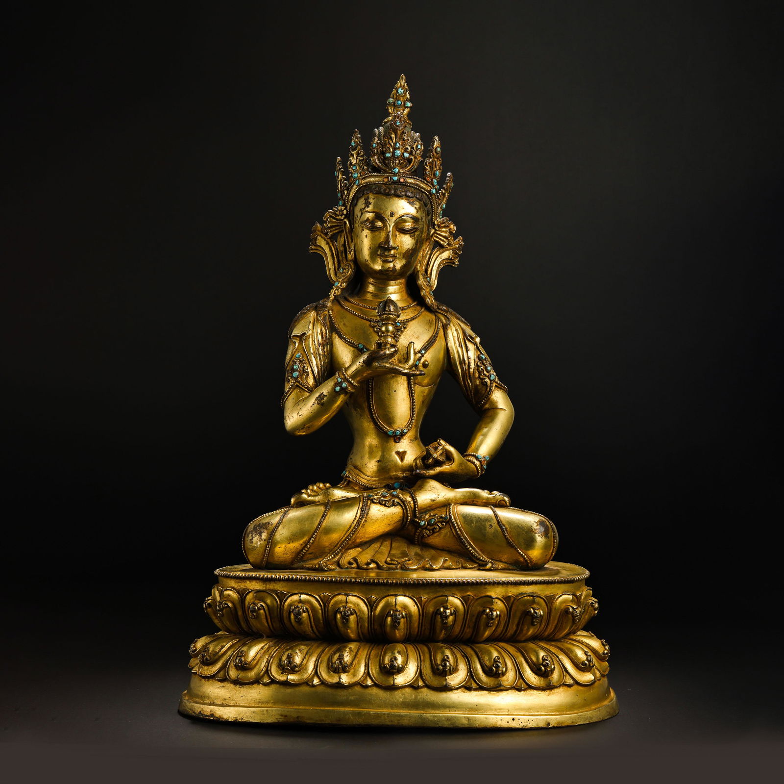 CHINA MING DYNASTY GILT BRONZE BUDDHA SITTING STATUE (1 of 15)