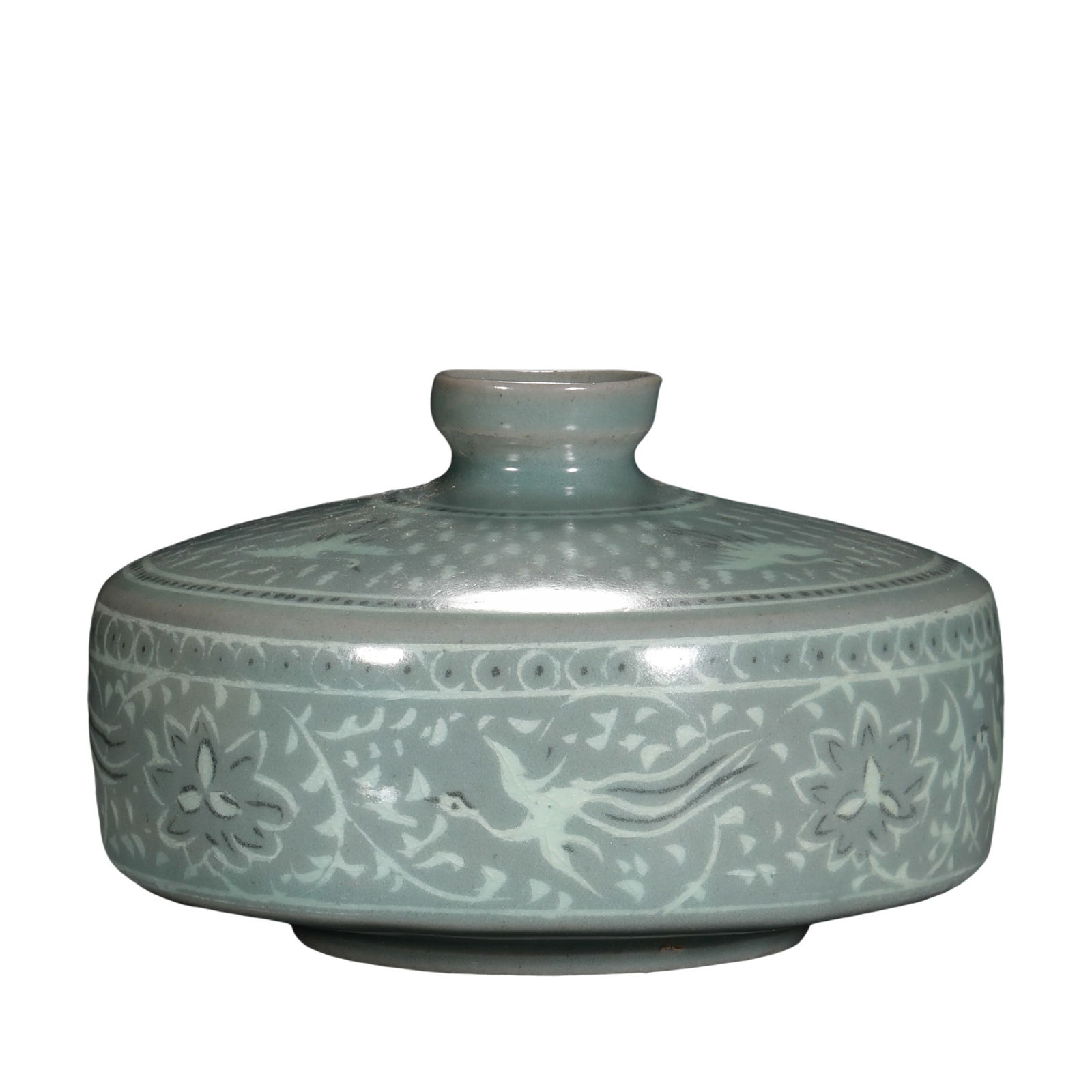 Korean ancient celadon vase (1 of 8)