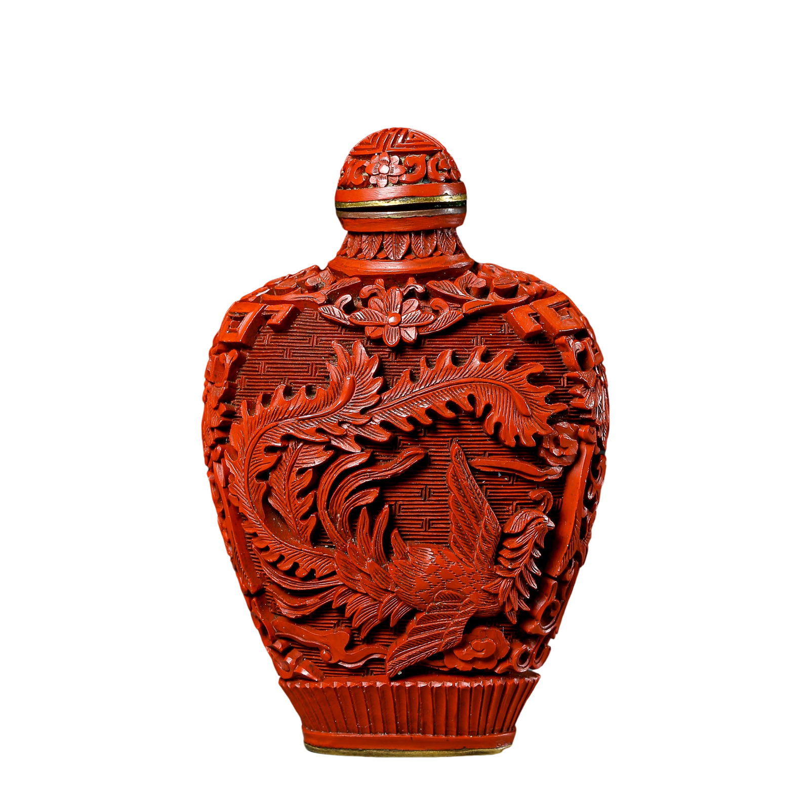 QING DYNASTY RED ENAMELED SNUFF BOTTLE (1 of 7)