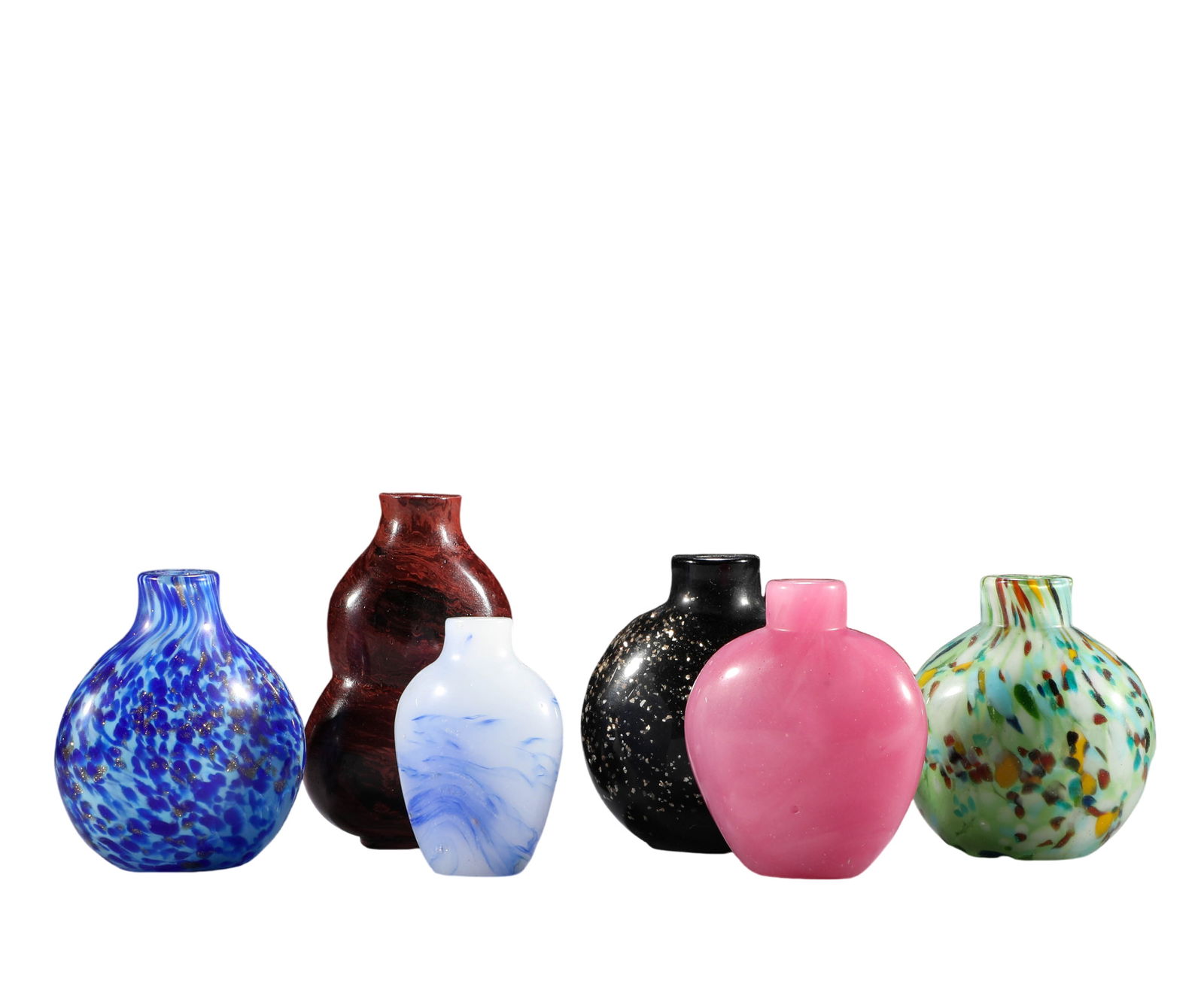 A group of Chinese glazed snuff bottles, Qing dynasty (1 of 4)
