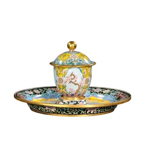 chinese Qing Dynasty Qianlong period bronze enamel flower and bird pattern cup holder