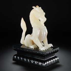 Chinese Hetian white jade dragon from the Qing Dynasty