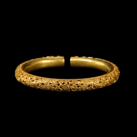Chinese Qing Dynasty pure gold bracelets