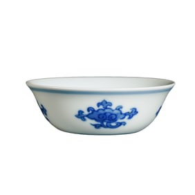 Blue-and-white cup from the Chenghua period of the Ming Dynasty, china