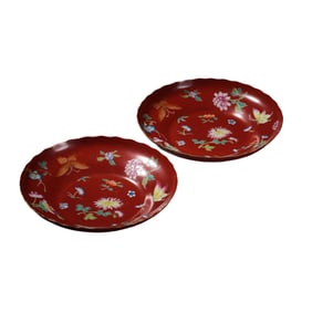 A pair, china Qing Dynasty Jiaqing period famille rose flower and butterfly pattern flower mouth