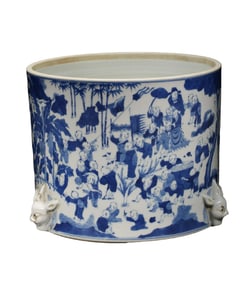 Chinese Qing Dynasty Blue and White Baby Playing Pattern Brush Holder
