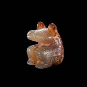 Chinese Shang Dynasty jade beast