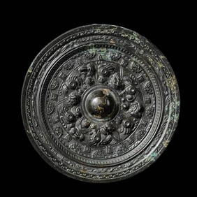chinese Han Dynasty animal pattern bronze mirror