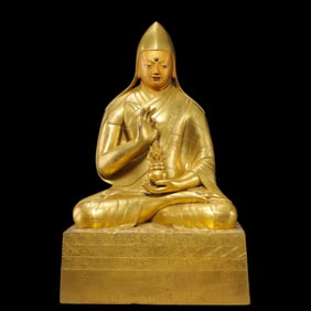 gilt Bronze Mongolian Buddha sitting statue of 18th century chinese