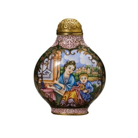 Chinese Qing Dynasty Qianlong period copper body painted enamel window Western figure pattern snuff