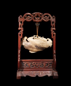 Chinese Qing Dynasty jade fish-shaped pendant