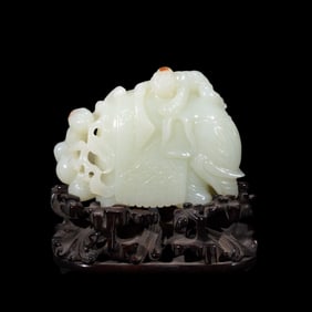 Chinese Qing Dynasty Hetian white jade elephant