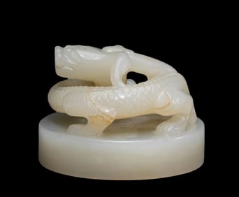 Hetian white jade seal with dragon button from Qing dynasty