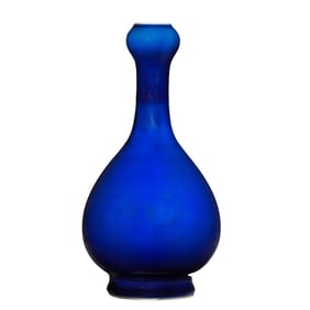 Chinese Qing Dynasty Qianlong period Jilan glaze garlic bottle