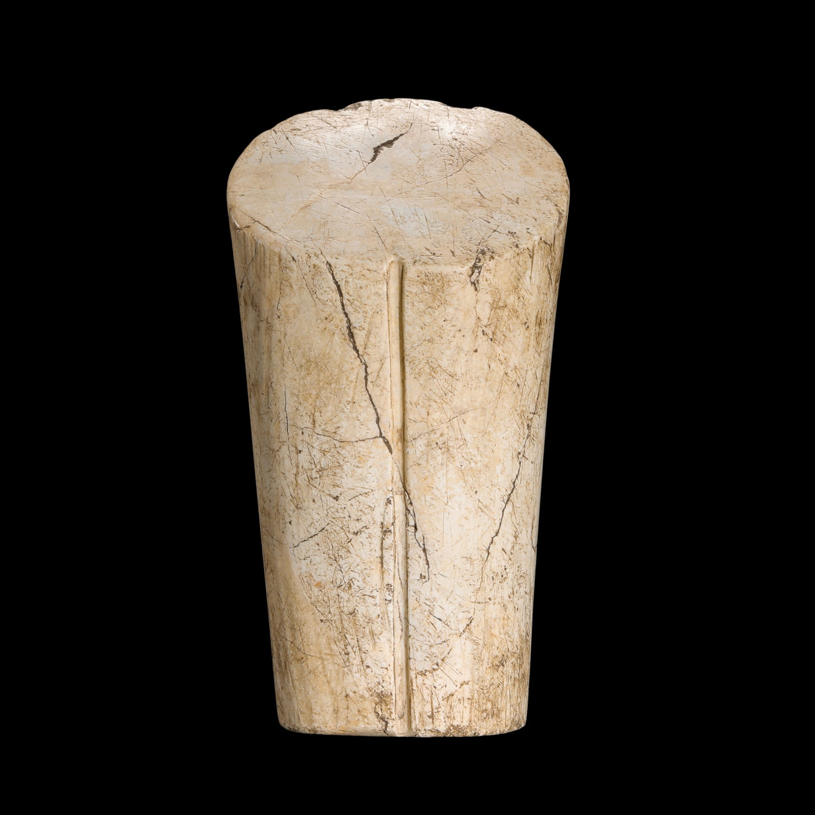 Chicken bone white jade horseshoe tube from Hongshan culture of China during the Hongshan period: H. 14.8 cm. W. 8 cm. Weight 904 gram.