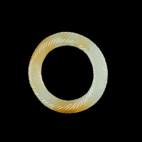 Agate ring from Han Dynasty of China