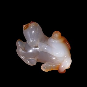 Chinese Qing Dynasty agate horse-made marquis