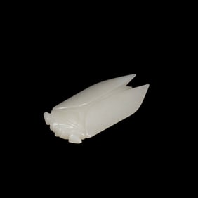 Chinese Han Dynasty jade cicada