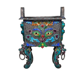 China Qing Dynasty pure silver filigree multi-treasure tripod furnace